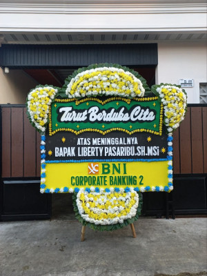 Papan Bunga Duka di Banyurejo