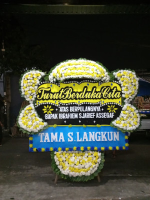 Papan Bunga Duka di Banyurejo